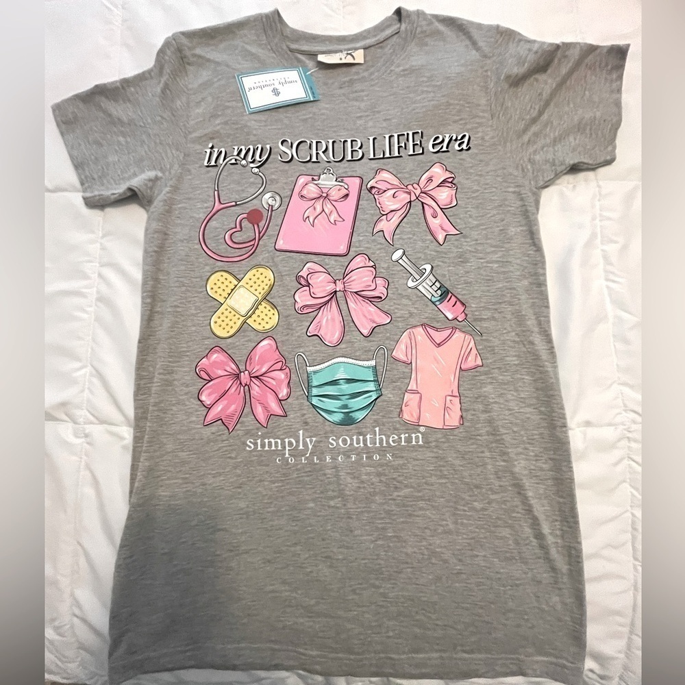 Simply Southern “ In My Scrub Life Era”. Size Small. Grey